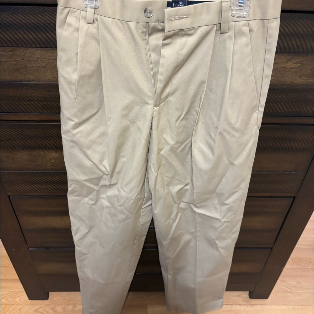 Dockers Men's Khaki’s (classic fit)